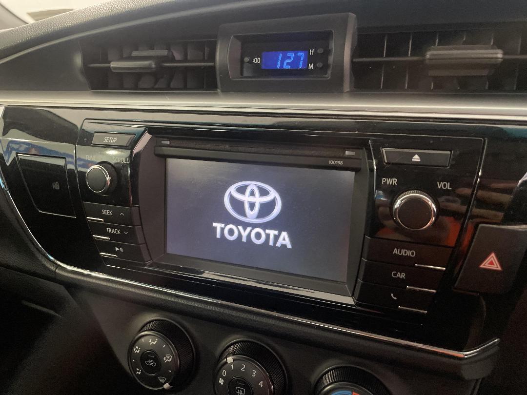 Photo '29' of Toyota Corolla Photo '29' of Toyota Corolla