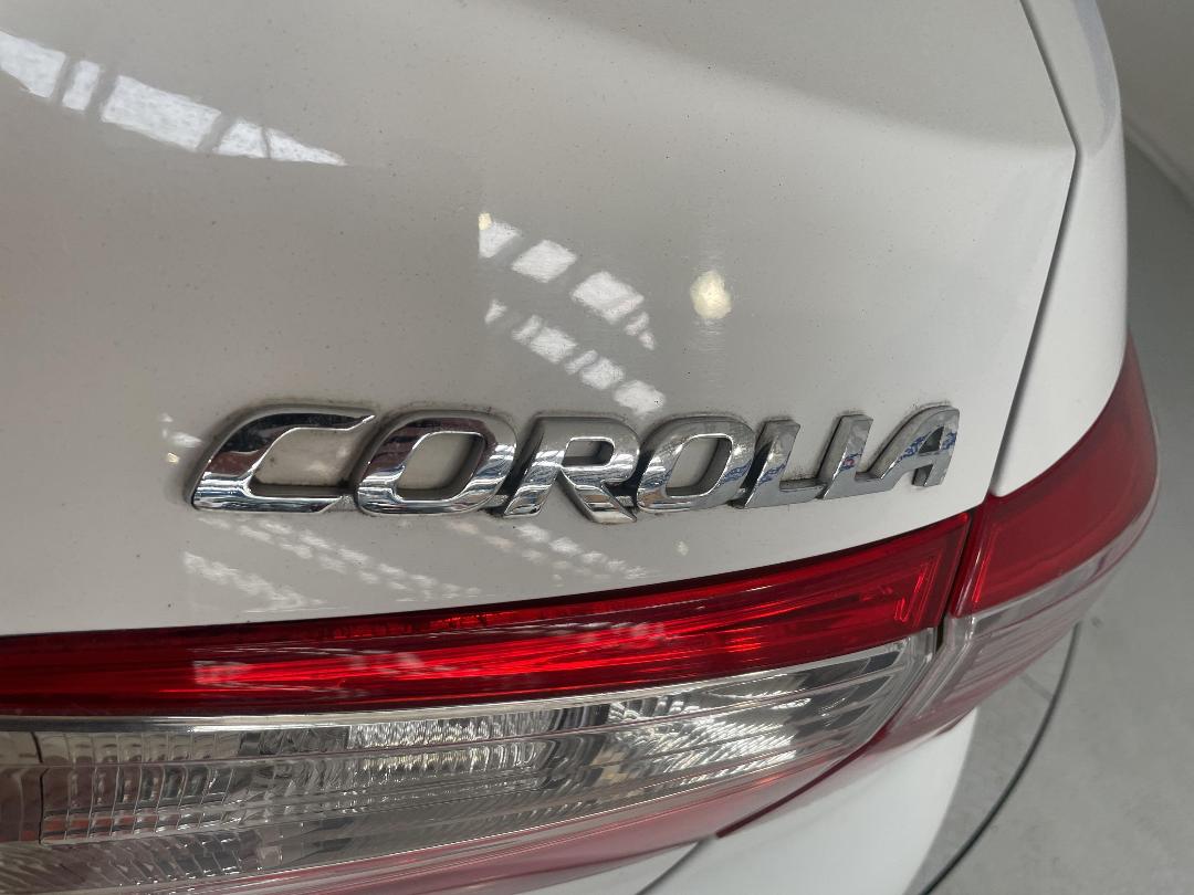 Photo '36' of Toyota Corolla Photo '36' of Toyota Corolla