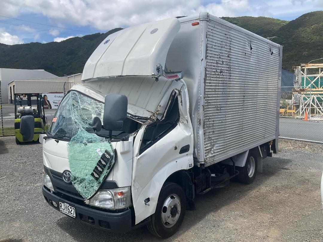 Photo '9' of Toyota Dyna 4X2 BOXBODY Box Body Photo '9' of Toyota Dyna 4X2 BOXBODY Box Body