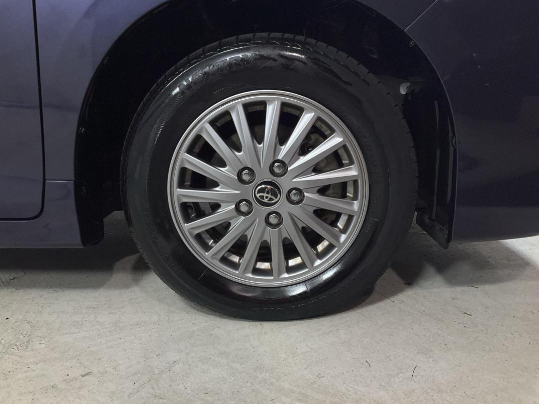 Photo '9' of Toyota Esquire