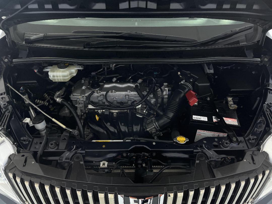 Photo '13' of Toyota Esquire