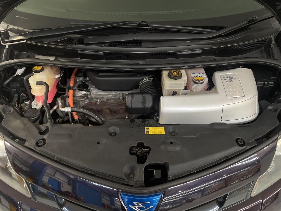 Photo '13' of Toyota Estima