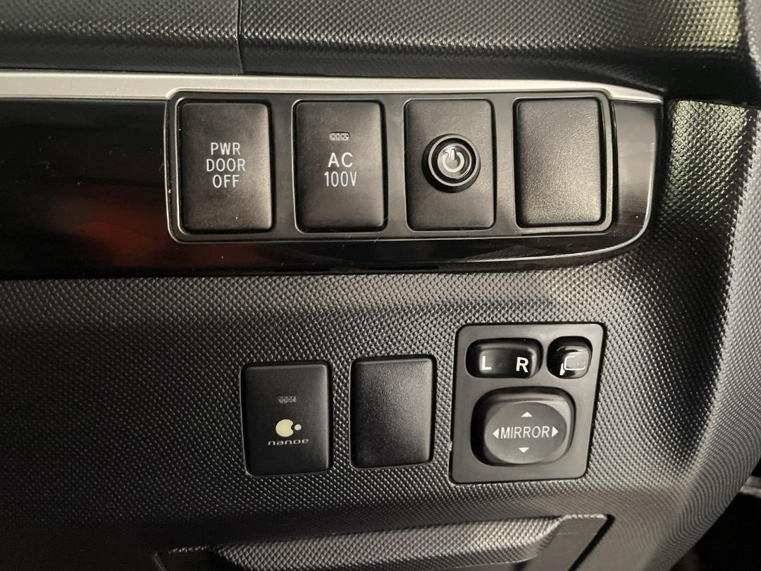 Photo '26' of Toyota Estima