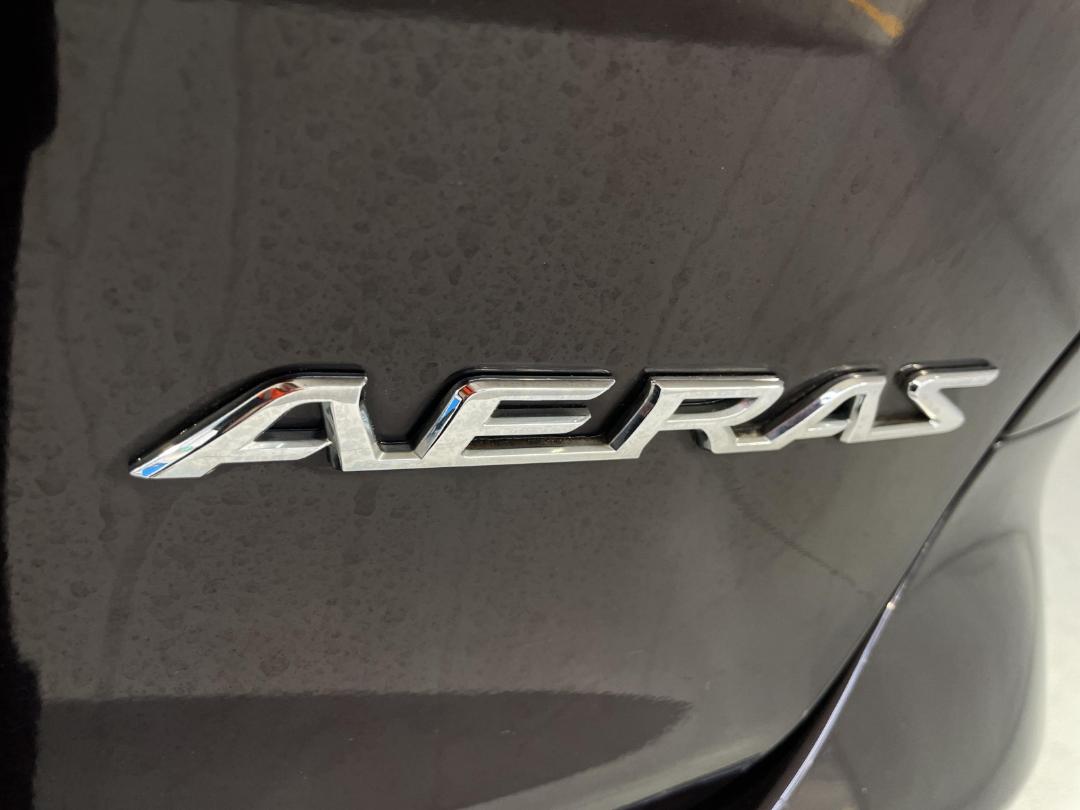 Photo '39' of Toyota Estima