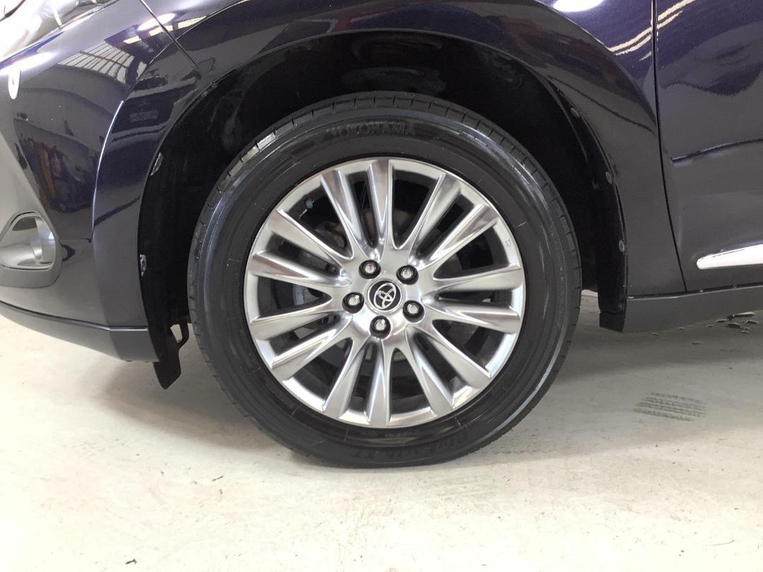 Photo '10' of Toyota Harrier Photo '10' of Toyota Harrier