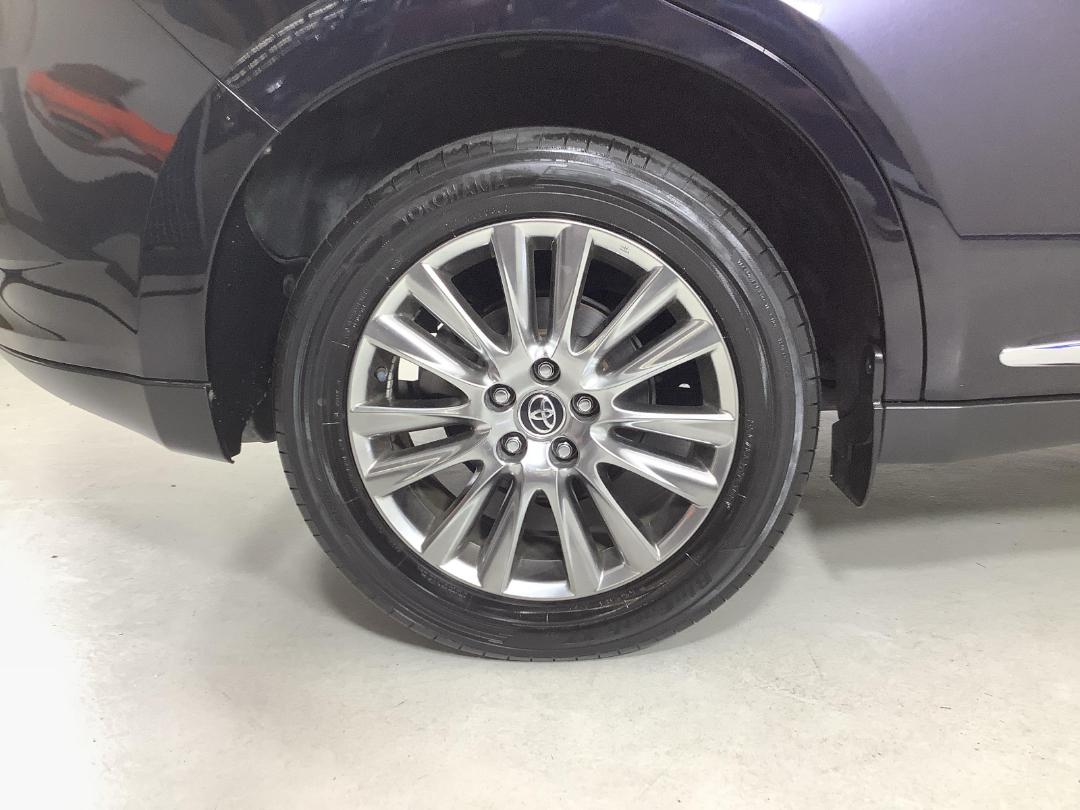 Photo '12' of Toyota Harrier Photo '12' of Toyota Harrier