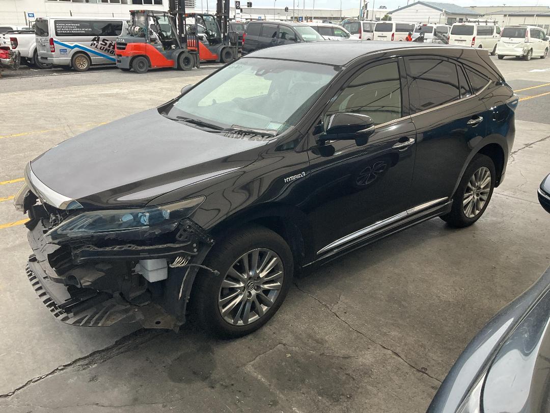 Photo '5' of Toyota Harrier