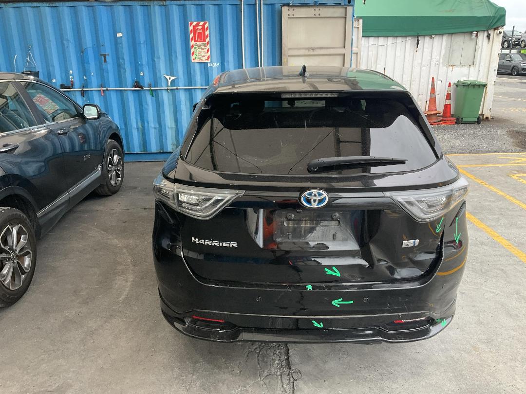 Photo '12' of Toyota Harrier