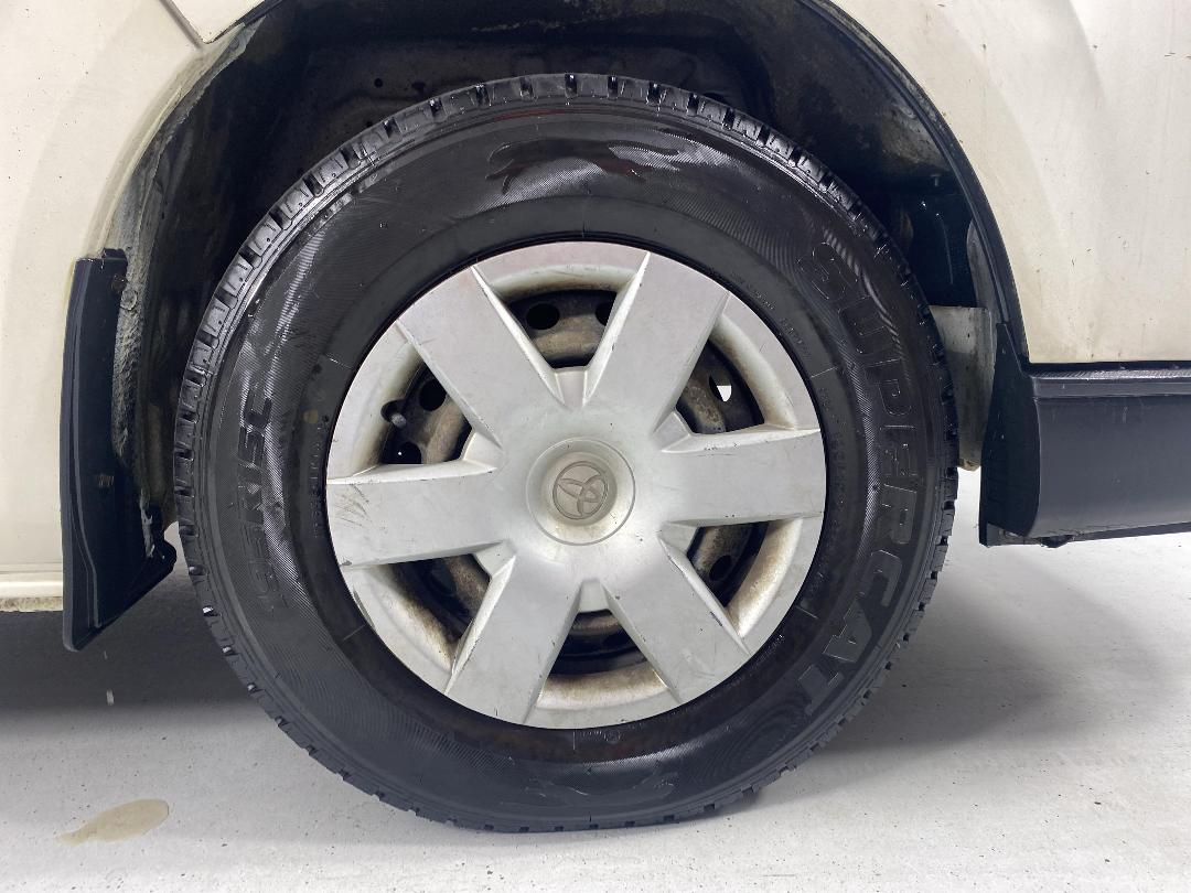 Photo '9' of Toyota Hiace Photo '9' of Toyota Hiace