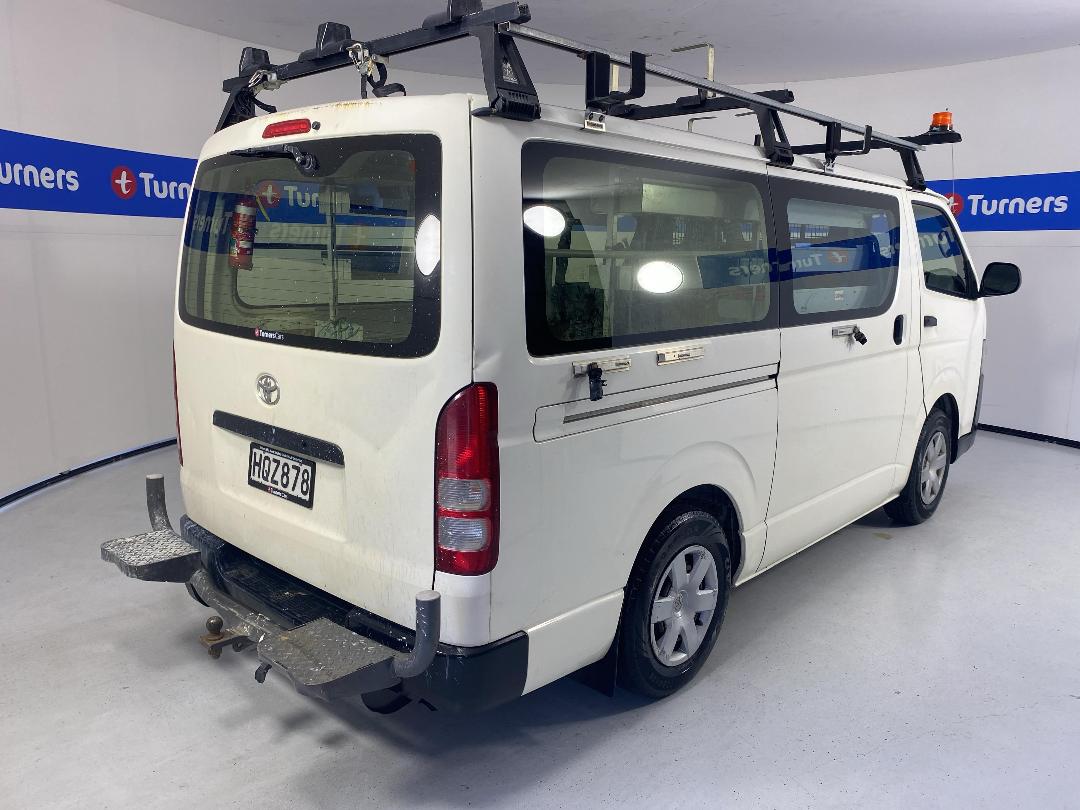 Photo '7' of Toyota Hiace Photo '7' of Toyota Hiace