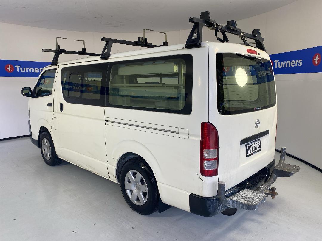 Photo '5' of Toyota Hiace Photo '5' of Toyota Hiace