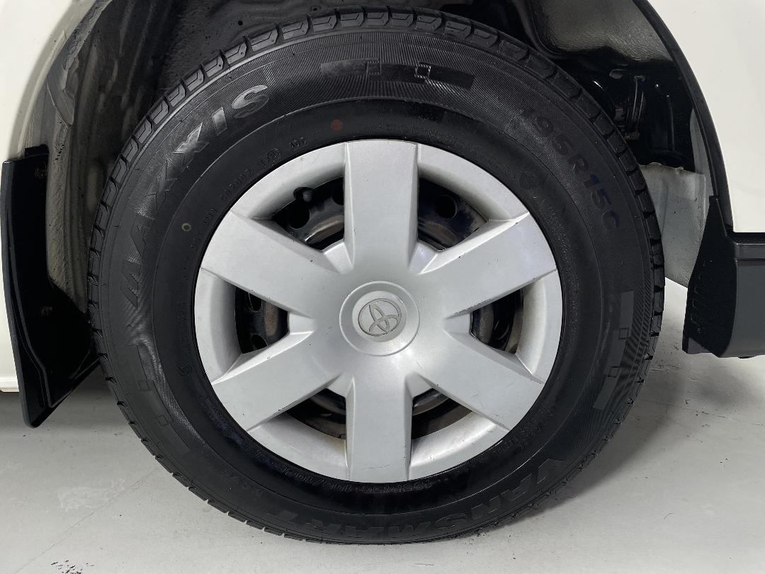 Photo '9' of Toyota Hiace Photo '9' of Toyota Hiace