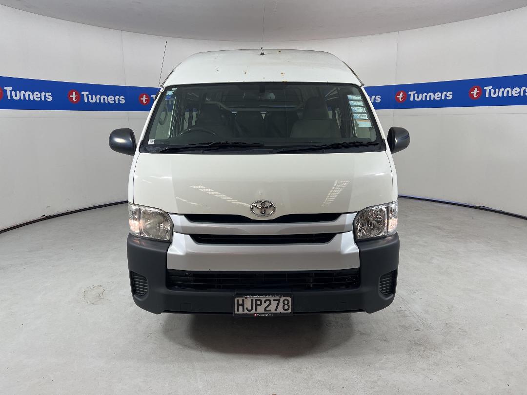 Photo '2' of Toyota Hiace