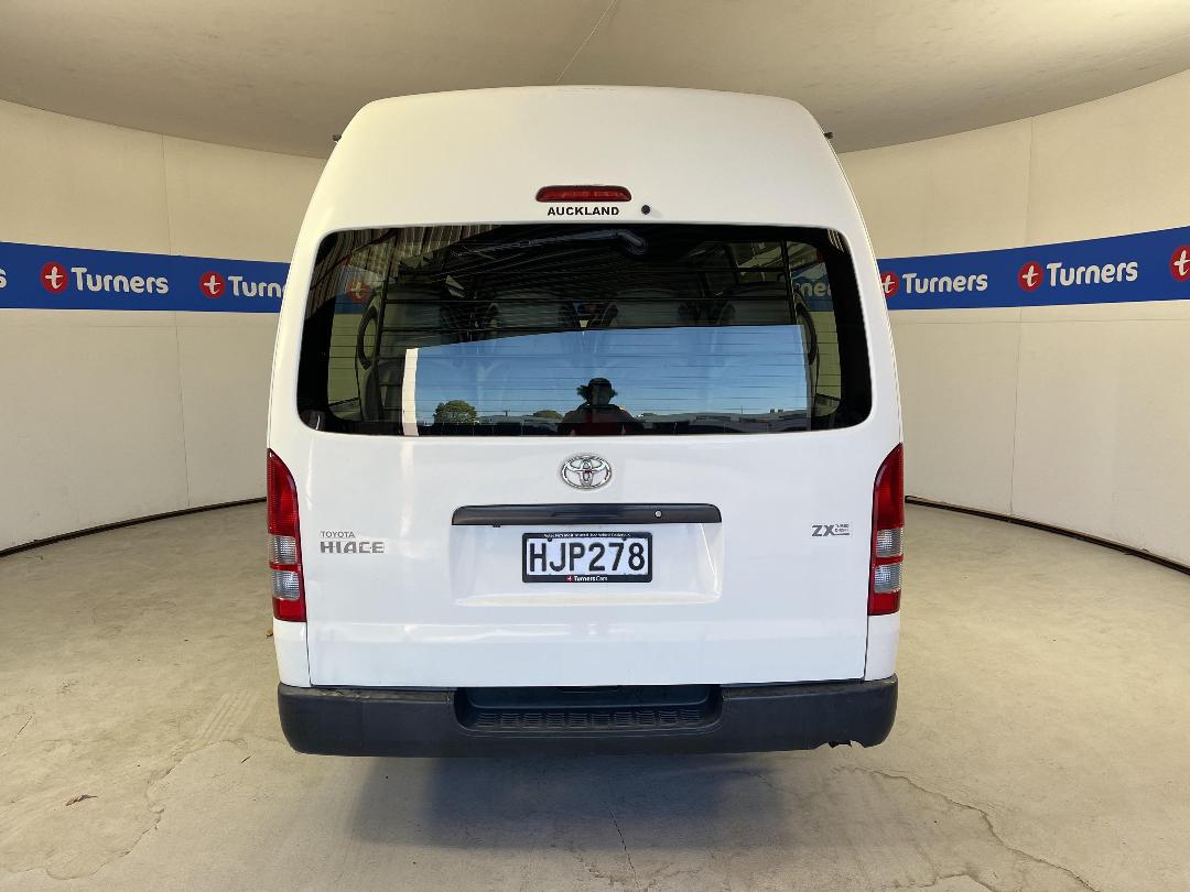 Photo '6' of Toyota Hiace