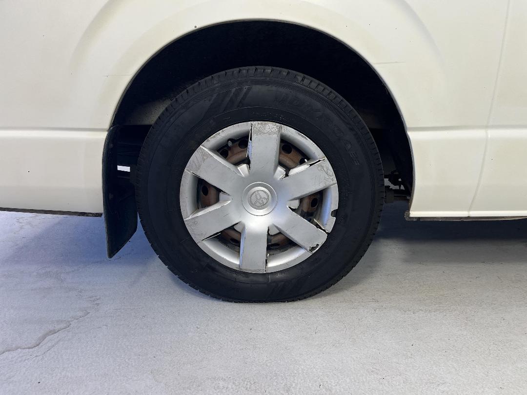 Photo '12' of Toyota Hiace