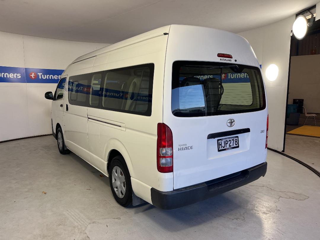 Photo '5' of Toyota Hiace