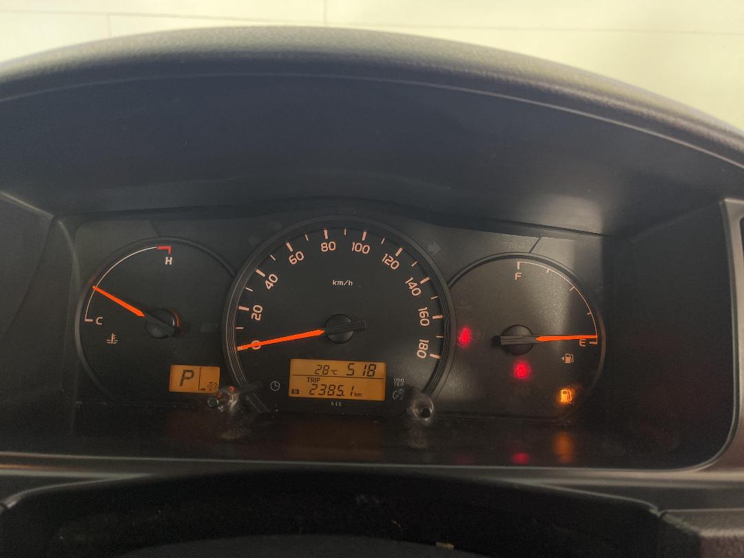 Photo '20' of Toyota Hiace