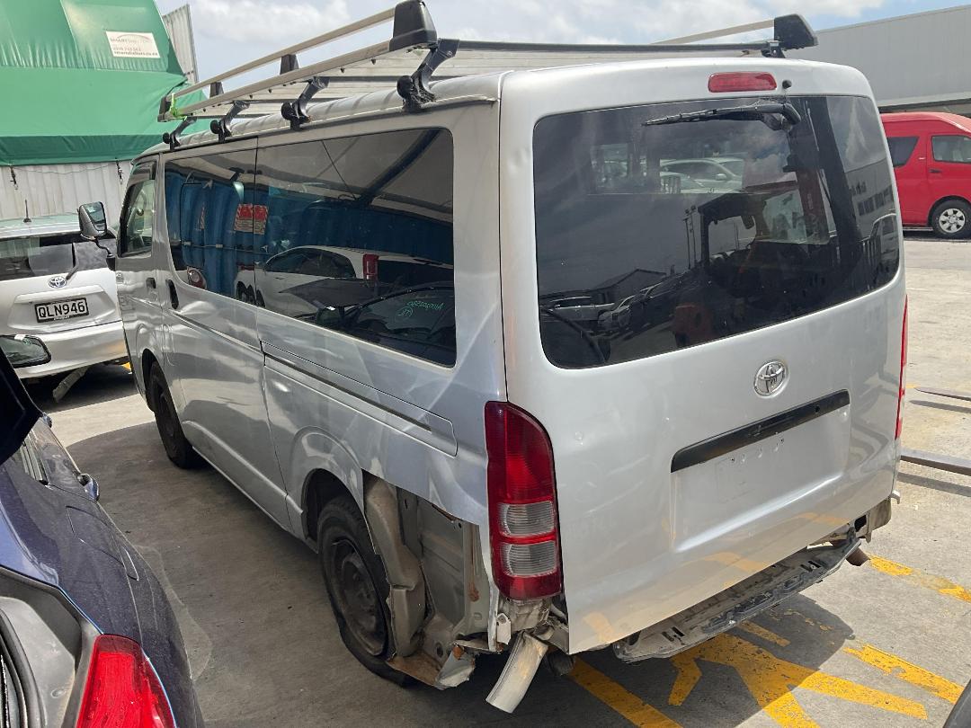 Photo '12' of Toyota Hiace Photo '12' of Toyota Hiace