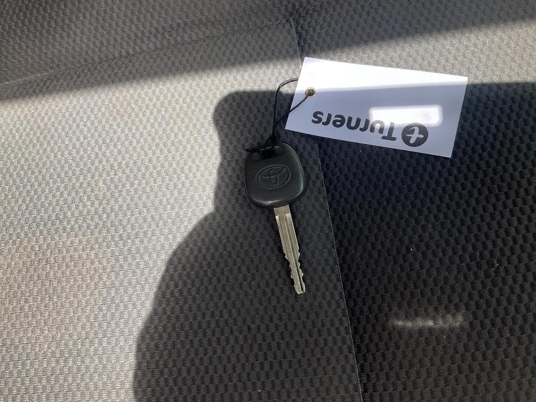 Photo '20' of Toyota Hiace Photo '20' of Toyota Hiace