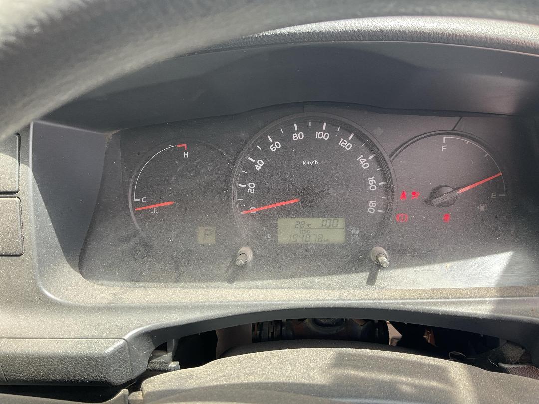 Photo '21' of Toyota Hiace Photo '21' of Toyota Hiace