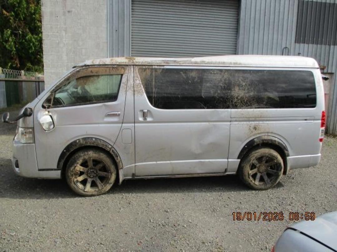 Photo '5' of Toyota Hiace Photo '5' of Toyota Hiace