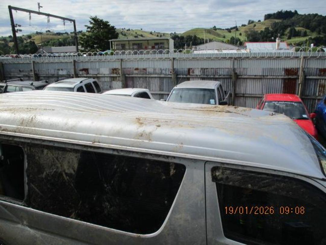 Photo '29' of Toyota Hiace Photo '29' of Toyota Hiace