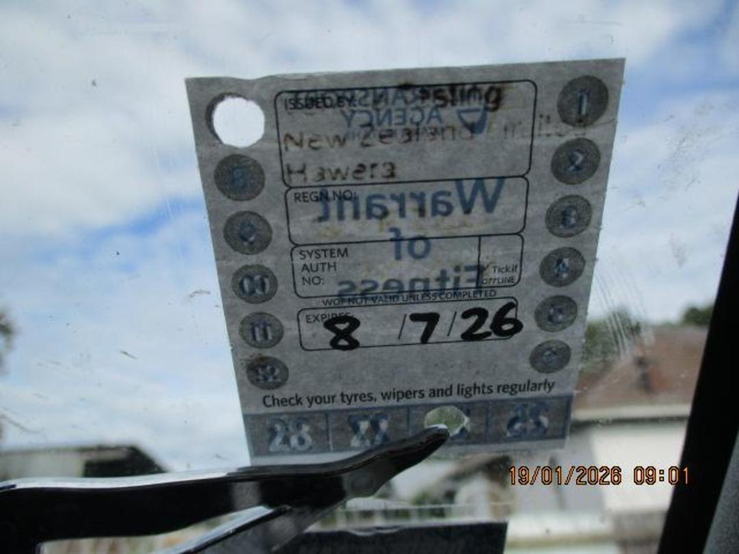 Photo '32' of Toyota Hiace Photo '32' of Toyota Hiace