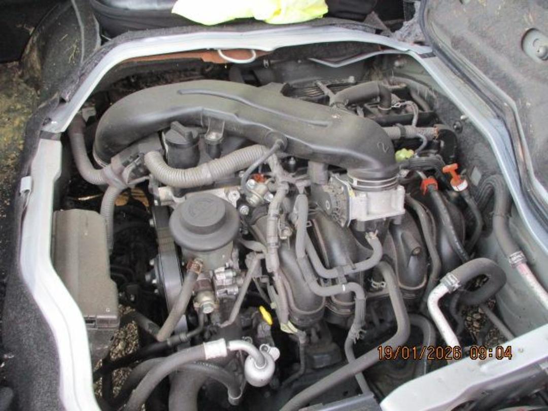 Photo '37' of Toyota Hiace Photo '37' of Toyota Hiace