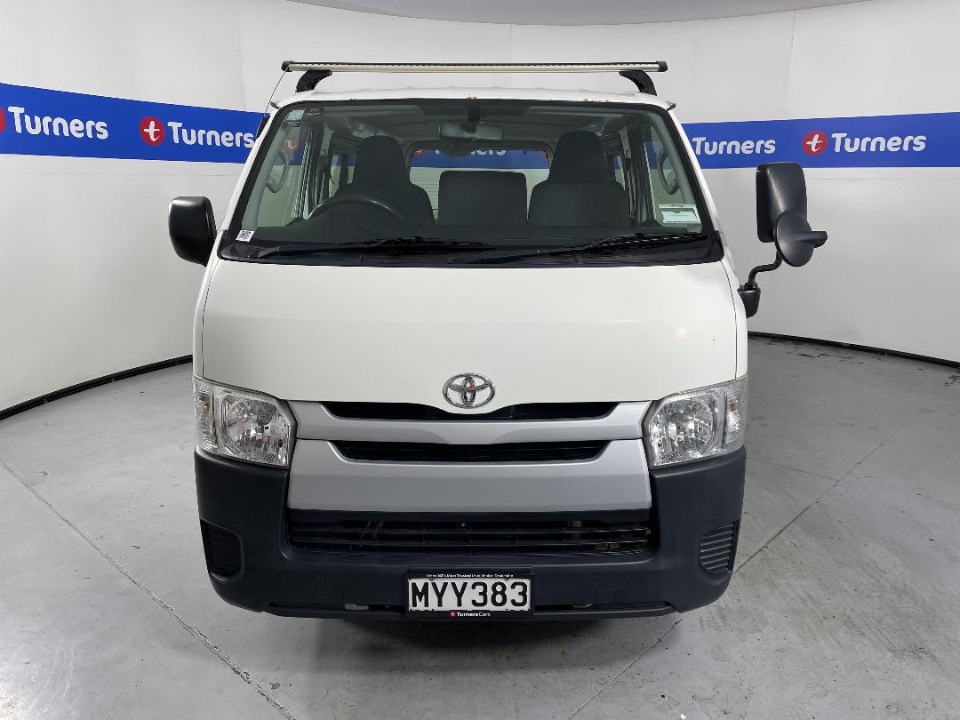 Photo '2' of Toyota Hiace