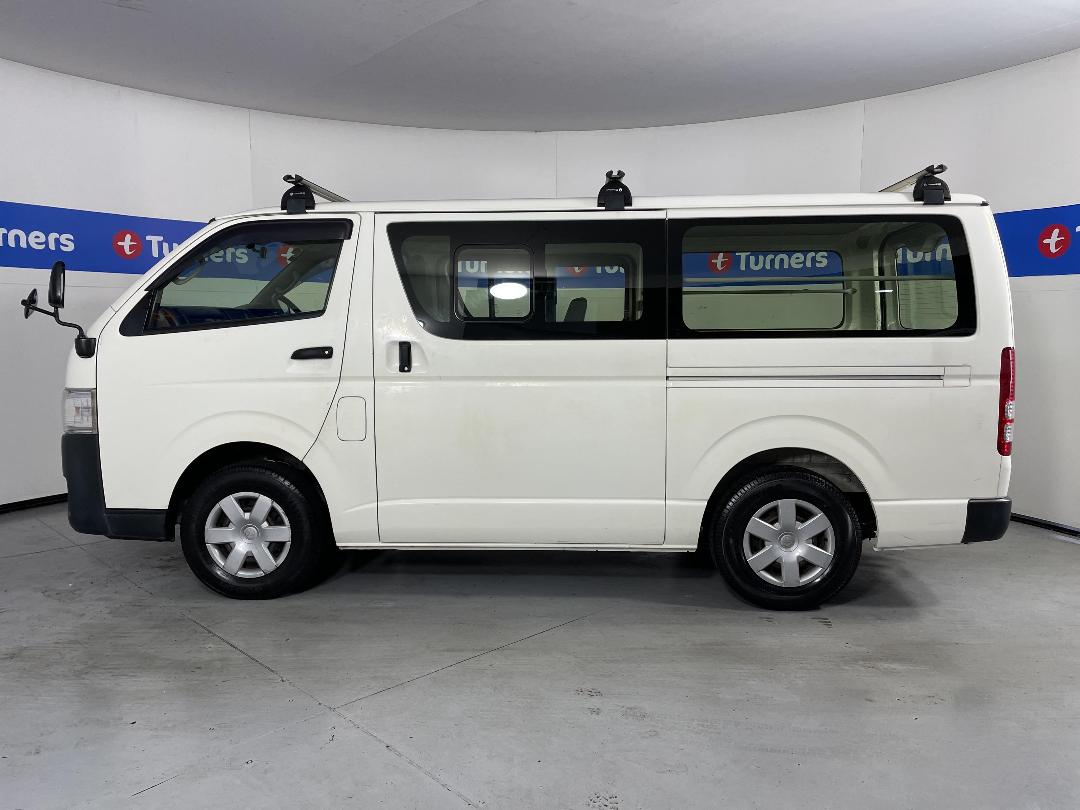 Photo '22' of Toyota Hiace