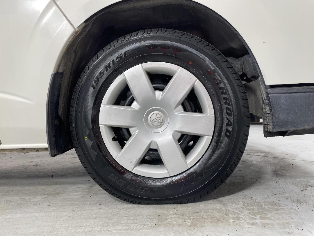 Photo '9' of Toyota Hiace