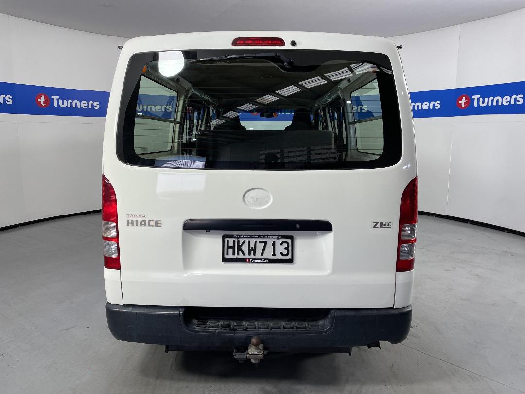 Photo '6' of Toyota Hiace