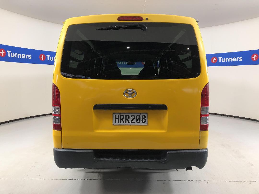 Photo '6' of Toyota Hiace