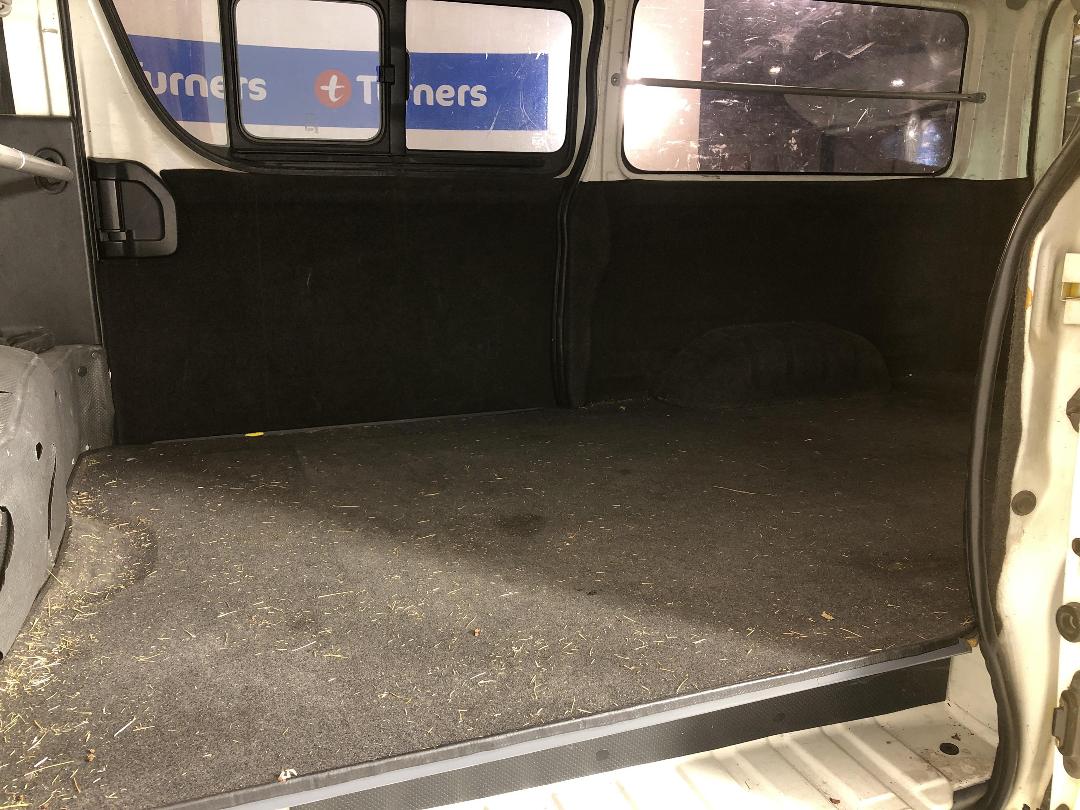 Photo '20' of Toyota Hiace