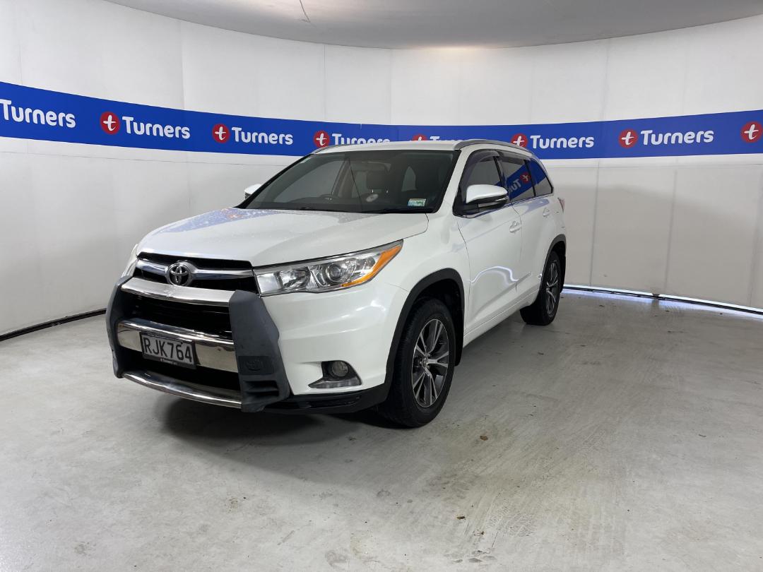 Photo '4' of Toyota Highlander Photo '4' of Toyota Highlander