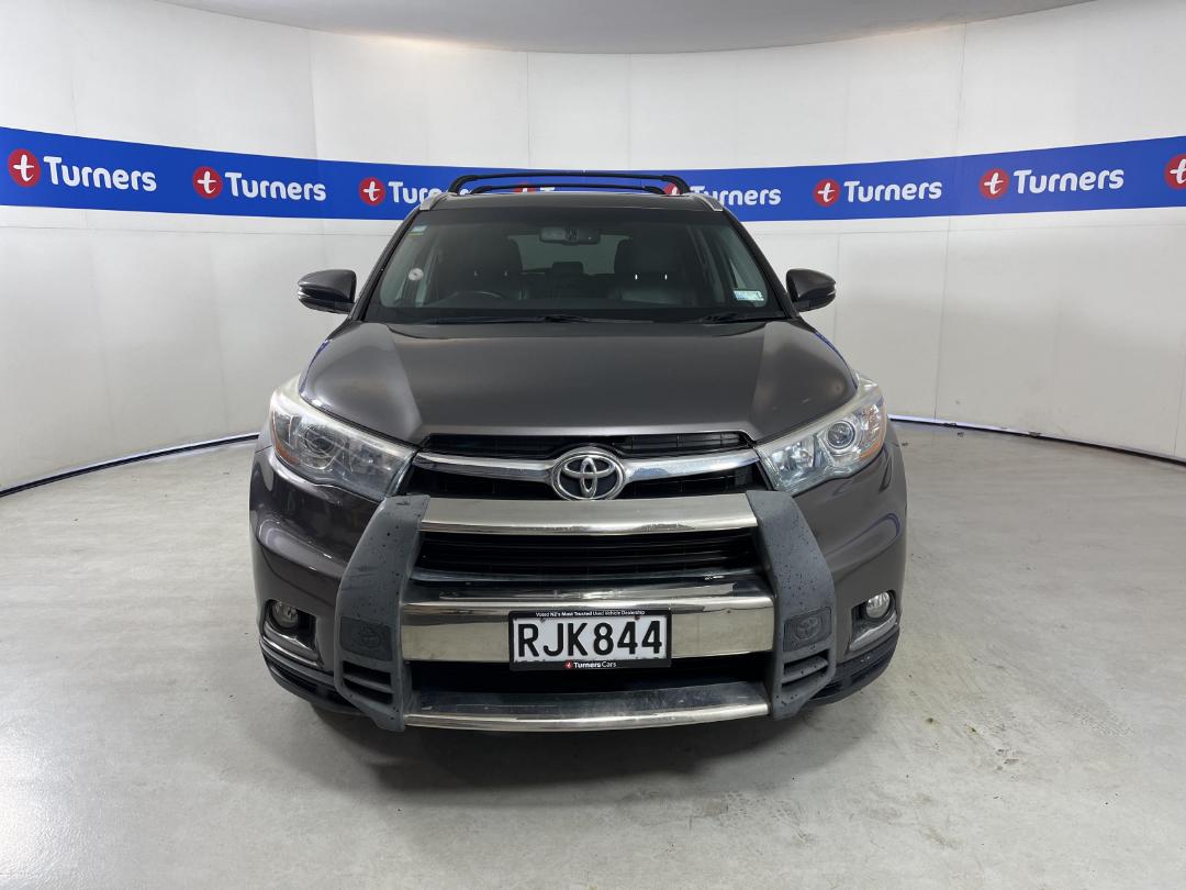 Photo '2' of Toyota Highlander