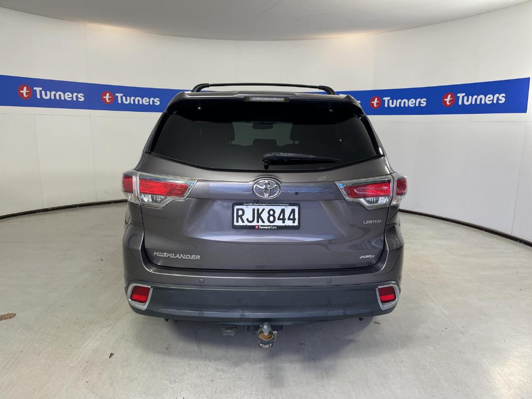 Photo '6' of Toyota Highlander