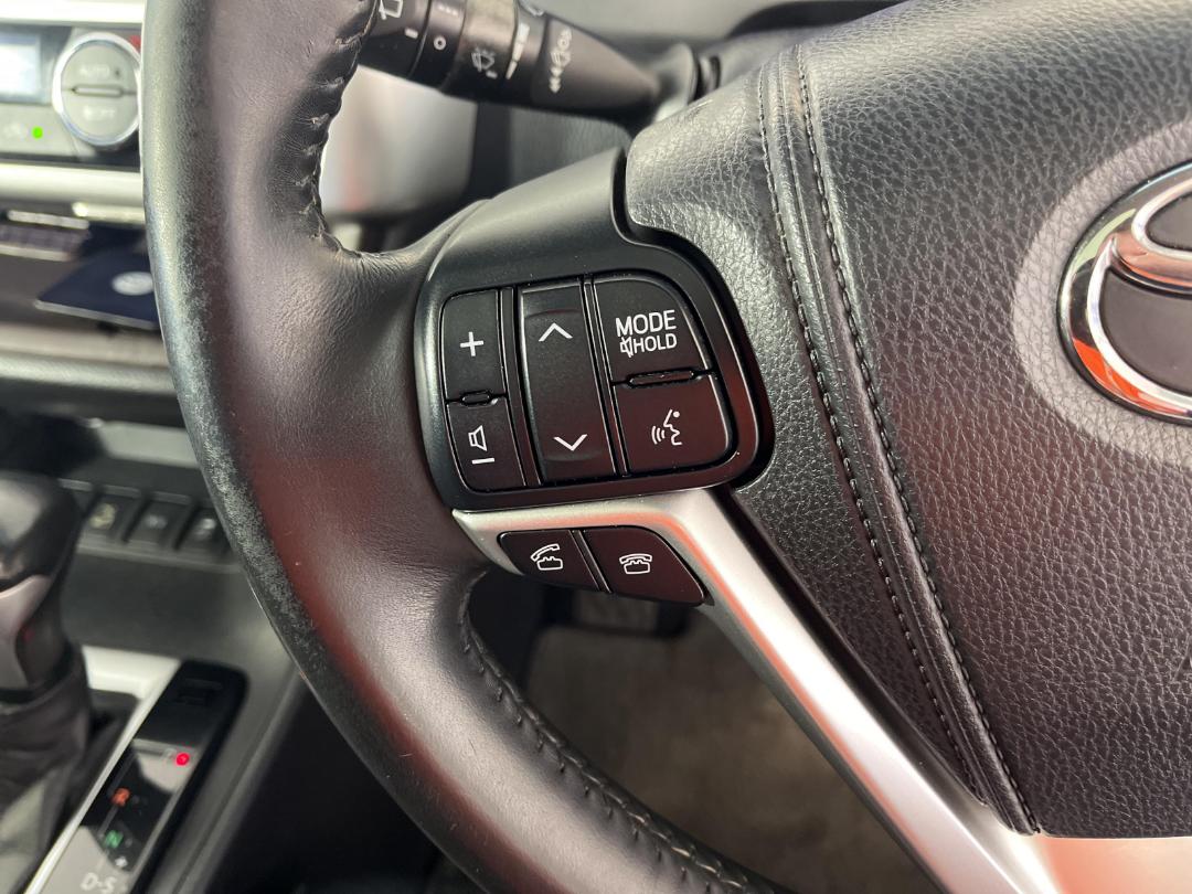 Photo '27' of Toyota Highlander