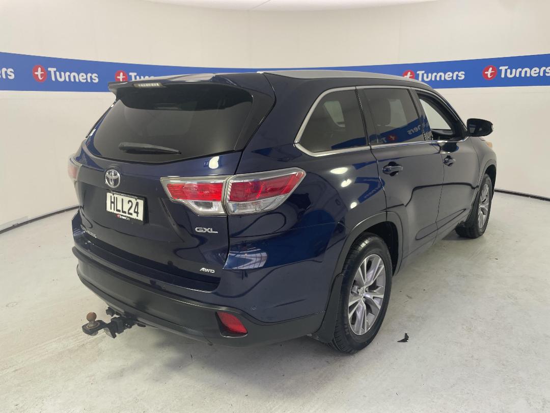 Photo '7' of Toyota Highlander Photo '7' of Toyota Highlander