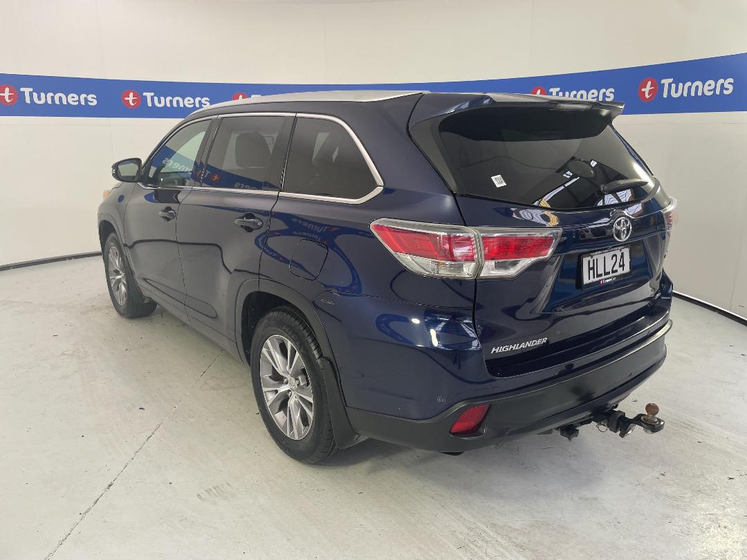 Photo '5' of Toyota Highlander Photo '5' of Toyota Highlander