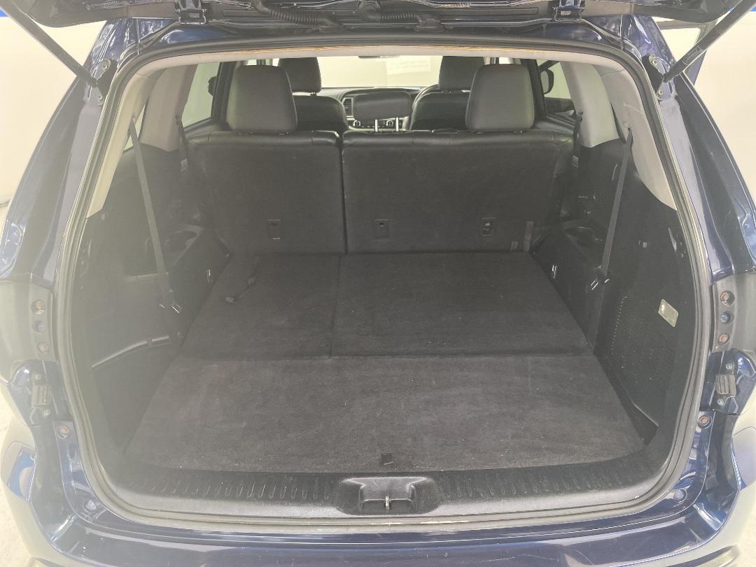 Photo '14' of Toyota Highlander Photo '14' of Toyota Highlander