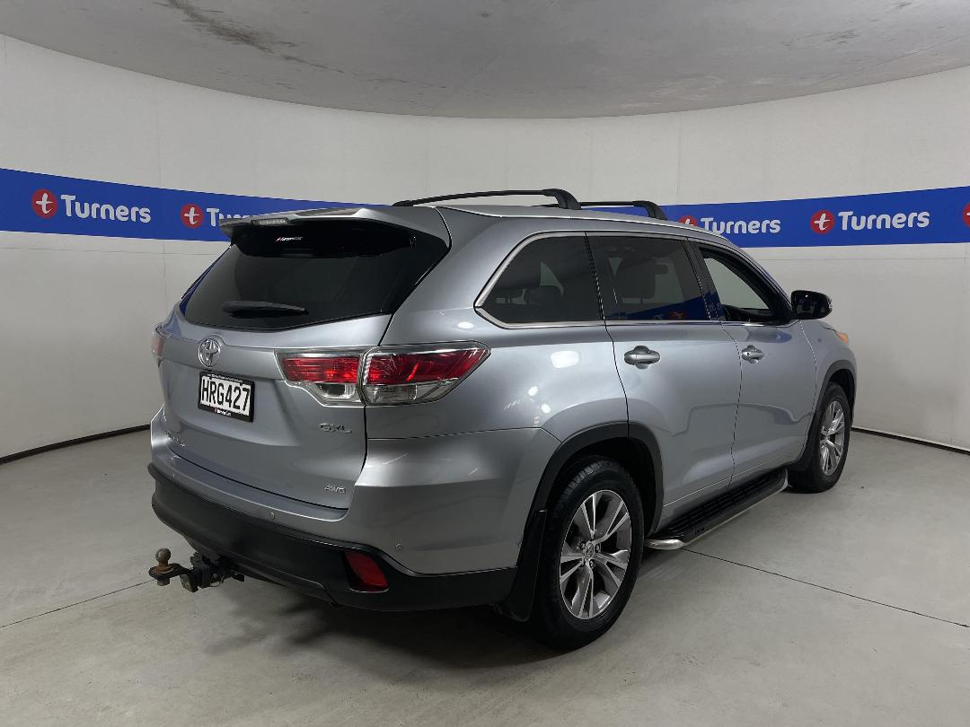 Photo '7' of Toyota Highlander Photo '7' of Toyota Highlander