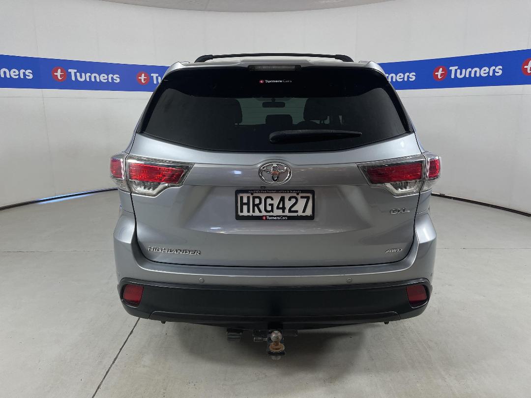 Photo '6' of Toyota Highlander Photo '6' of Toyota Highlander