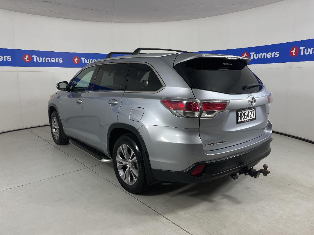 Photo '5' of Toyota Highlander Photo '5' of Toyota Highlander