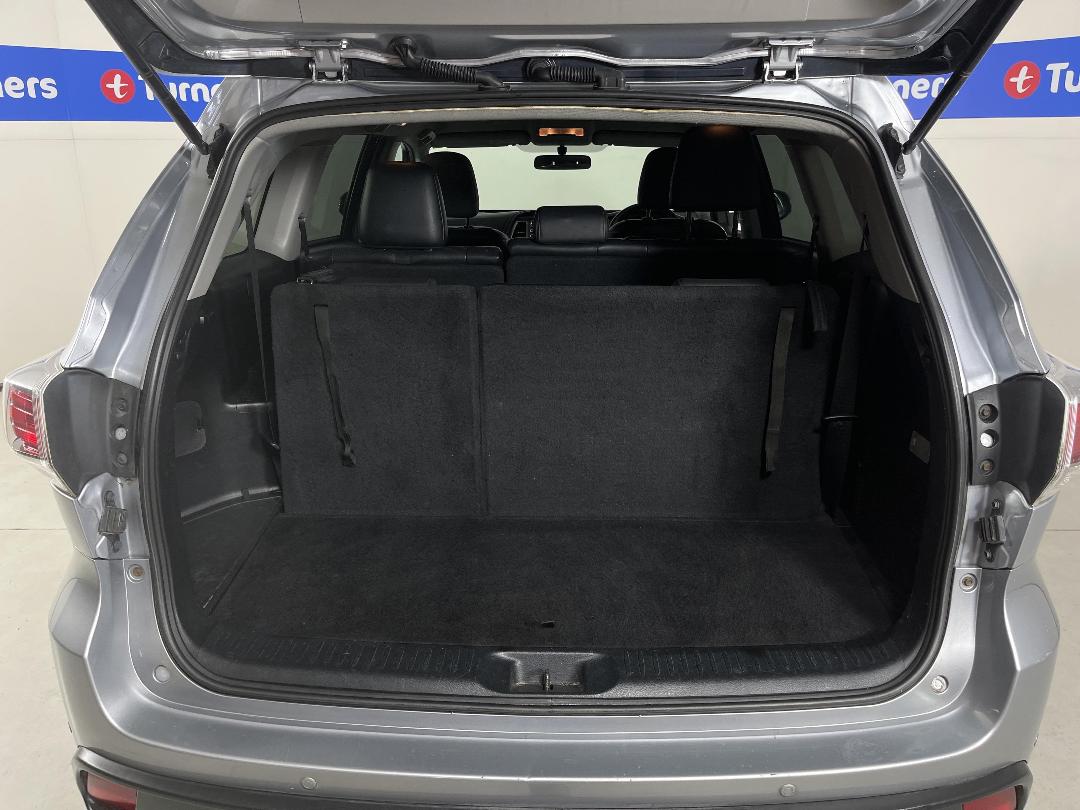 Photo '14' of Toyota Highlander Photo '14' of Toyota Highlander