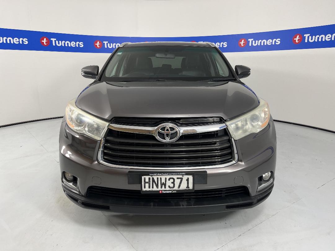 Photo '2' of Toyota Highlander