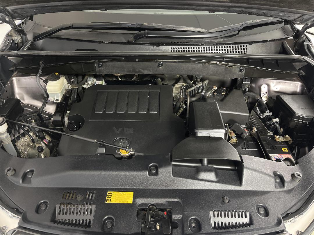 Photo '13' of Toyota Highlander