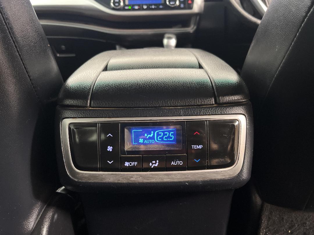 Photo '22' of Toyota Highlander