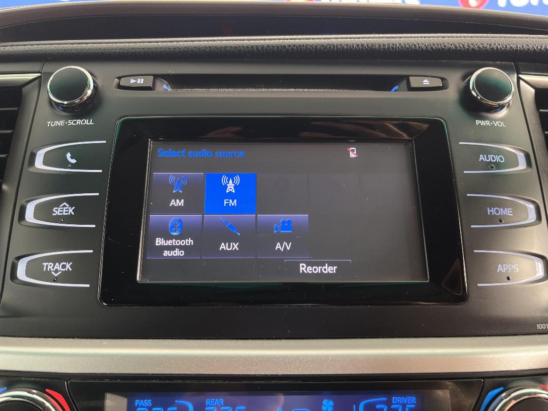 Photo '28' of Toyota Highlander