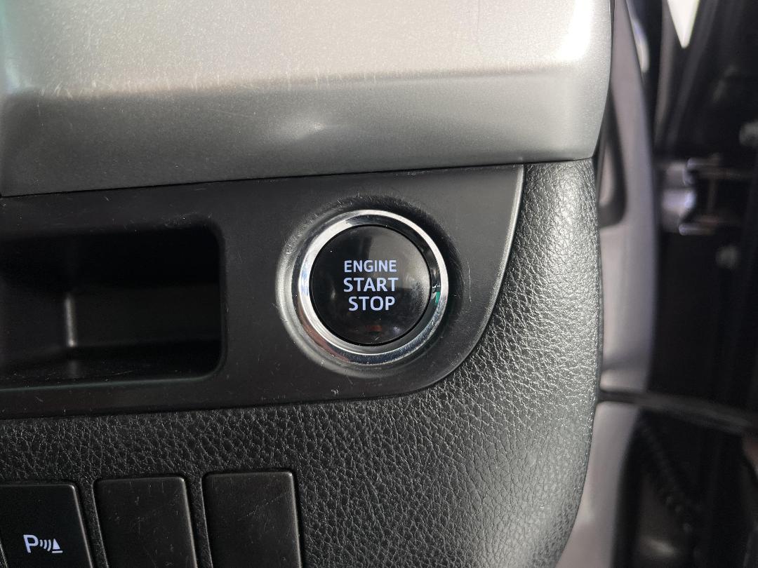 Photo '33' of Toyota Highlander